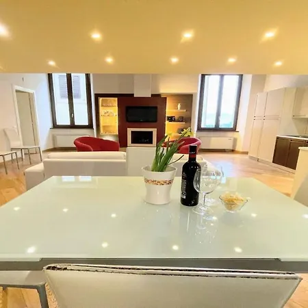 Terrazza Duomo With Spectacular Views From 2 Large Terraces - Sleeps 6 Διαμέρισμα *