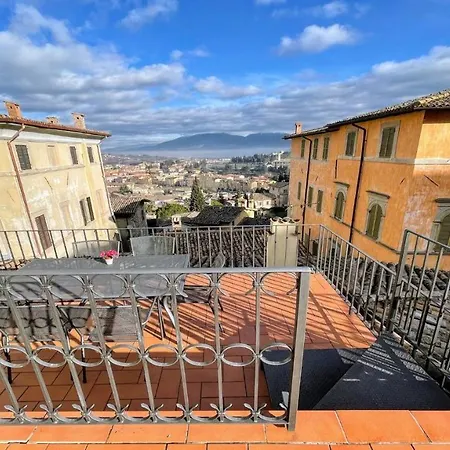 Terrazza Duomo With Spectacular Views From 2 Large Terraces - Sleeps 6 Apartman Spoleto