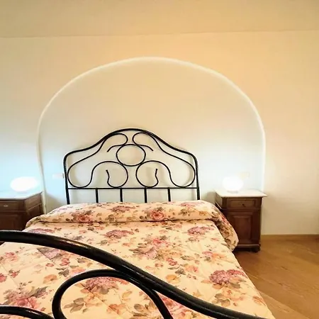 Terrazza Duomo With Spectacular Views From 2 Large Terraces - Sleeps 6 Spoleto